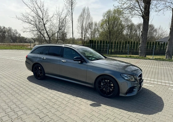 Mercedes-Benz Klasa E cena 158000 przebieg: 134000, rok produkcji 2017 z Radomsko małe 56